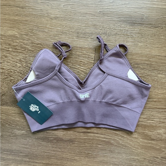 Wolves Sports Bra - Picture 2 of 3